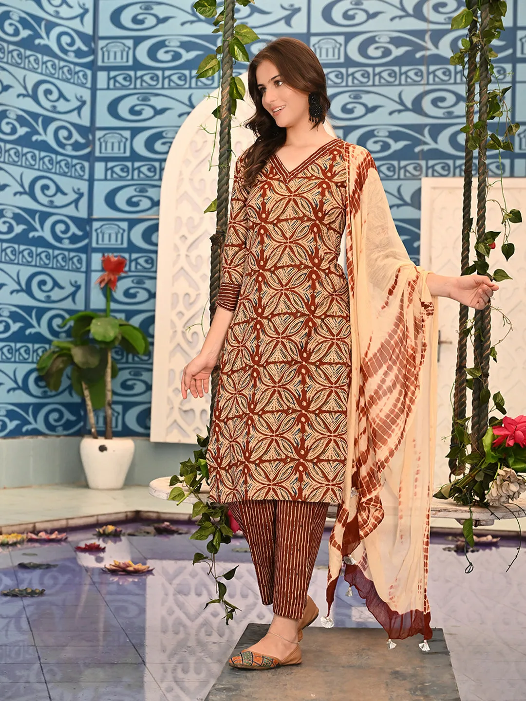 Earthy Kurta Pant Dupatta Set